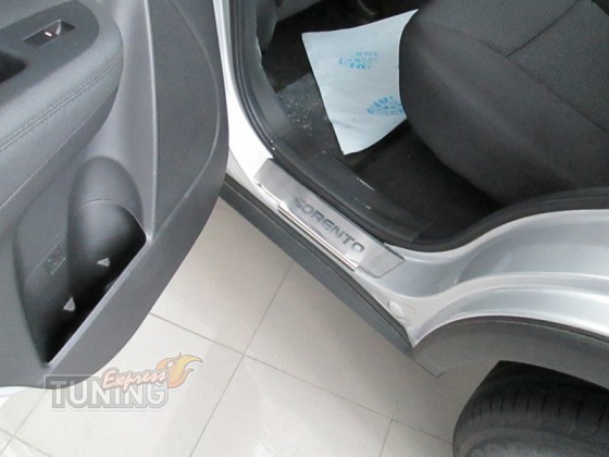 Накладки на пороги Киа Соренто 2 (защитные накладки Kia Sorento 