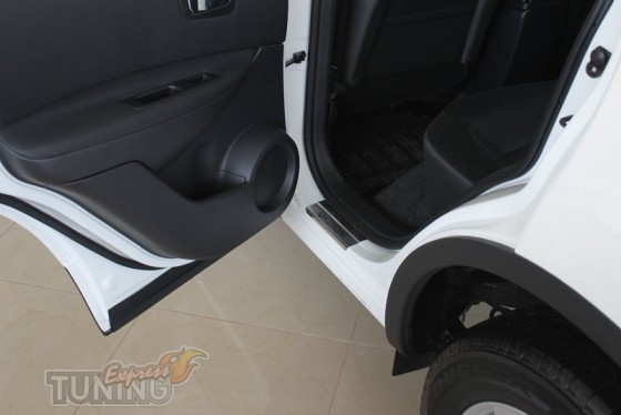 Накладки на пороги Ниссан Кашкай (защитные накладки Nissan Qashq