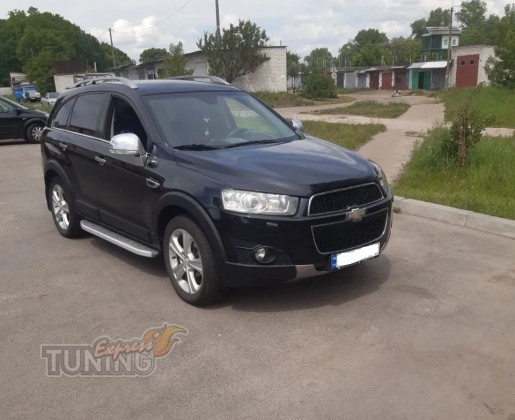Боковые подножки Chevrolet Captiva в дизайне Fullmond