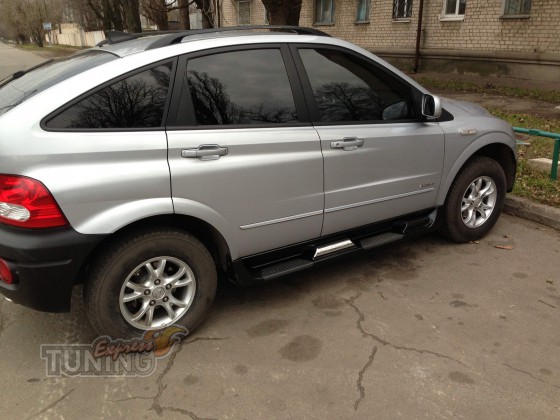 Боковые пороги на SsangYong Actyon Киев оригинал