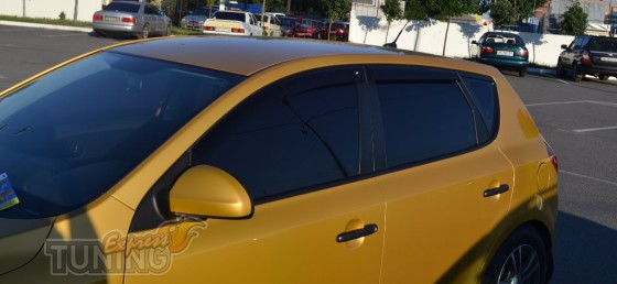 Ветровики Kia Ceed 1 Hb (дефлекторы окон Киа Сид 1 хэтчбек)