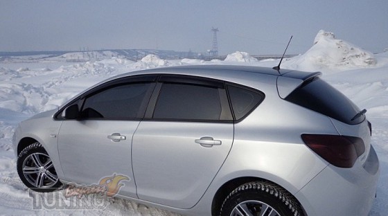 Ветровики Опель Астра J (дефлекторы окон Opel Astra J hb)