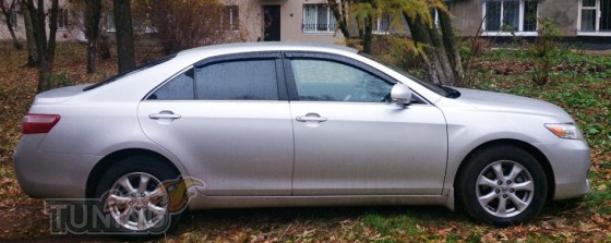 Ветровики Toyota Camry V40