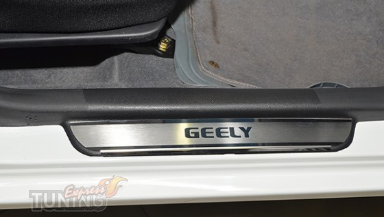Накладки на пороги Джили GС6 (защитные накладки Geely GC6)