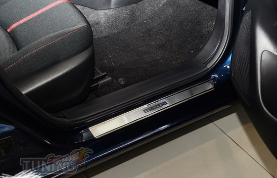 Накладки на пороги Мазда 2 DJ (защитные накладки Mazda 2 DJ)