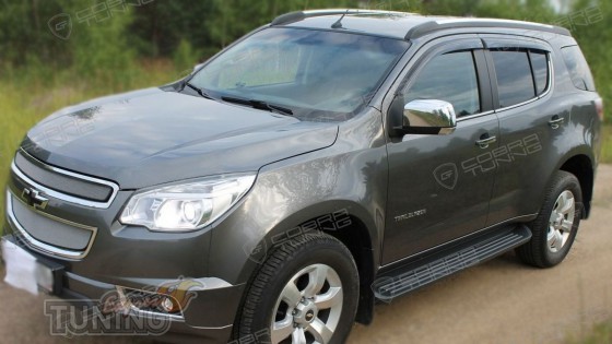 Дефлекторы окон Chevrolet Trailblazer 2 фото ветровики
