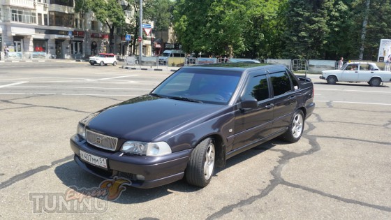 Фирменные ветровики окон Volvo S70 комплект
