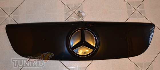Купить зимнюю заглушку решетки радиатора на Mercedes Sprinter W9