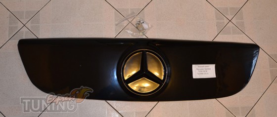 Фото зимней заглушки решетки для Mercedes Sprinter W906