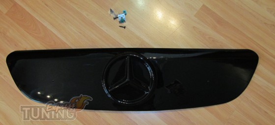 Зимняя накладка на решетку для Mercedes Viano 2003-2010