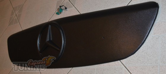 Купить накладку на решетку радиатора Mercedes Vito W639 (Viano н