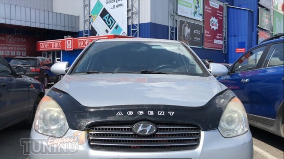 Мухобойка Hyundai Accent 3