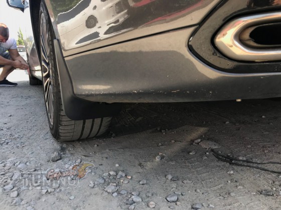 Оригинальные брызговики Ford Mondeo 5 поколения 