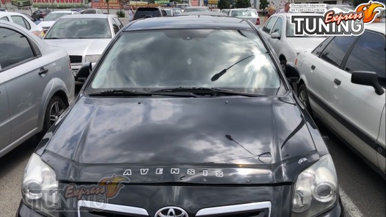 Мухобойка на капот Тойота Авенсис 2 Т25