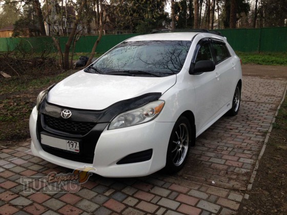 Дефлектор на капот Toyota Matrix 2 поколения
