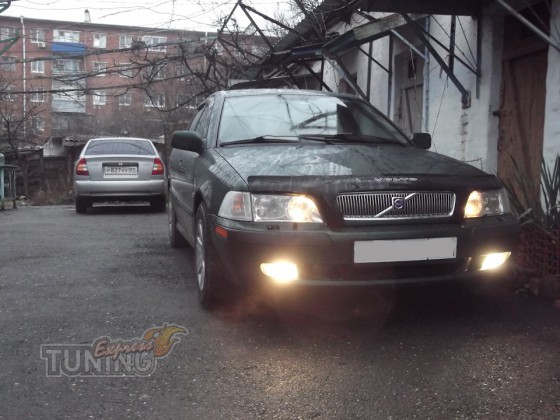 Дефлектор на капот Volvo S40 1 1995-2003 Vip Tuning