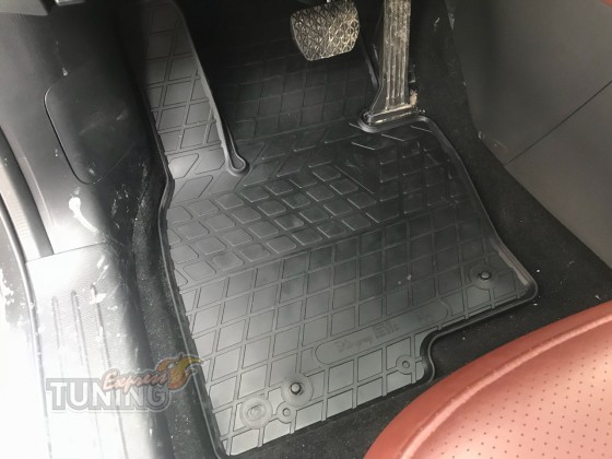 Передний водительский коврик Mazda CX-9 Stingray